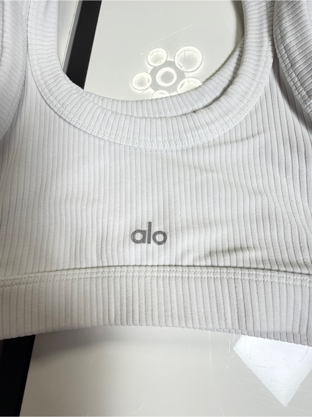 🤍 Alo Yoga Ribbed Wellness Bra - White | Size XS - Picture 6 of 10